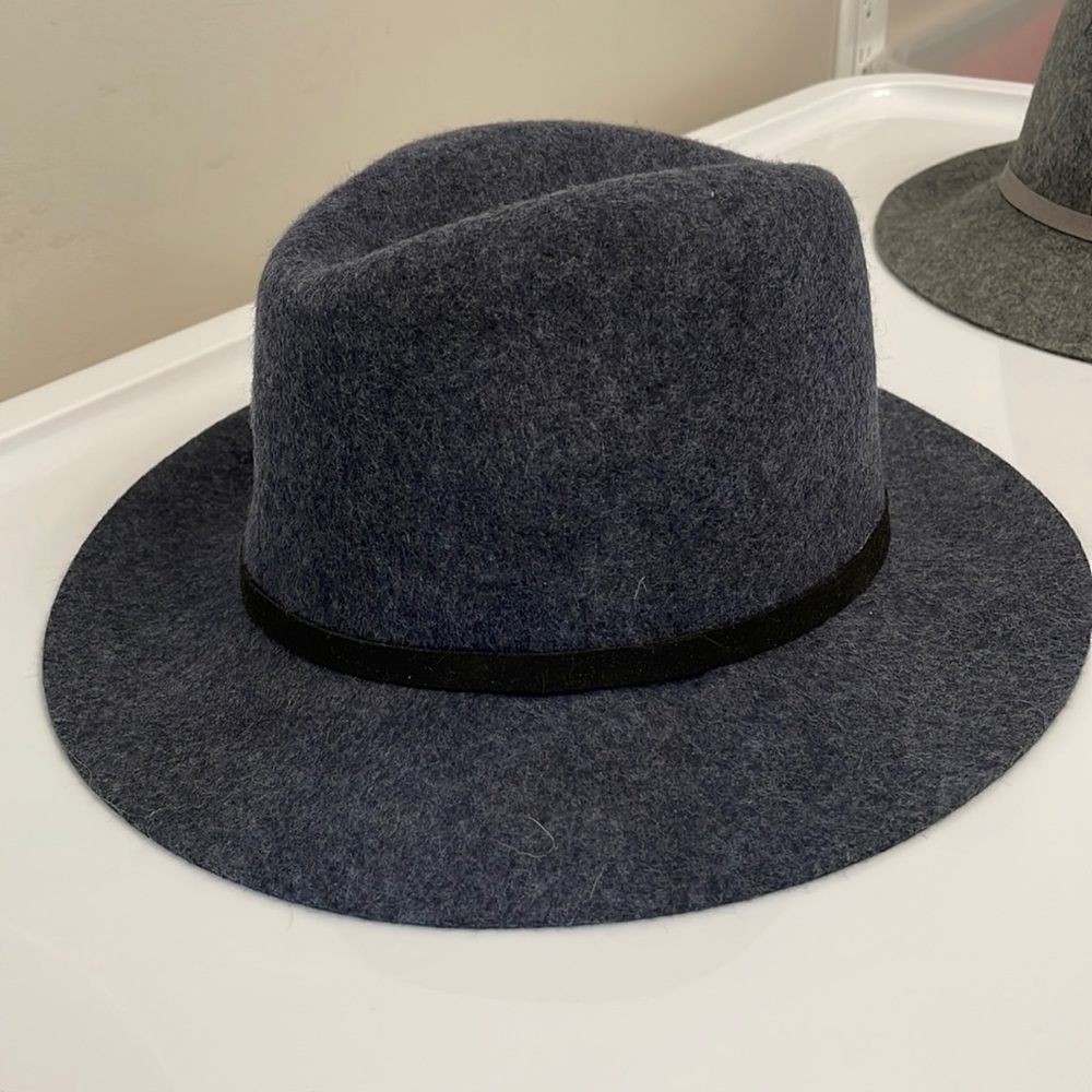 Aldo Dark Gray Wool Fedora with Black Band